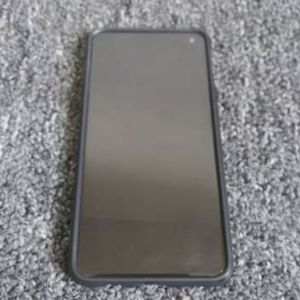 Samsung galaxy s10e